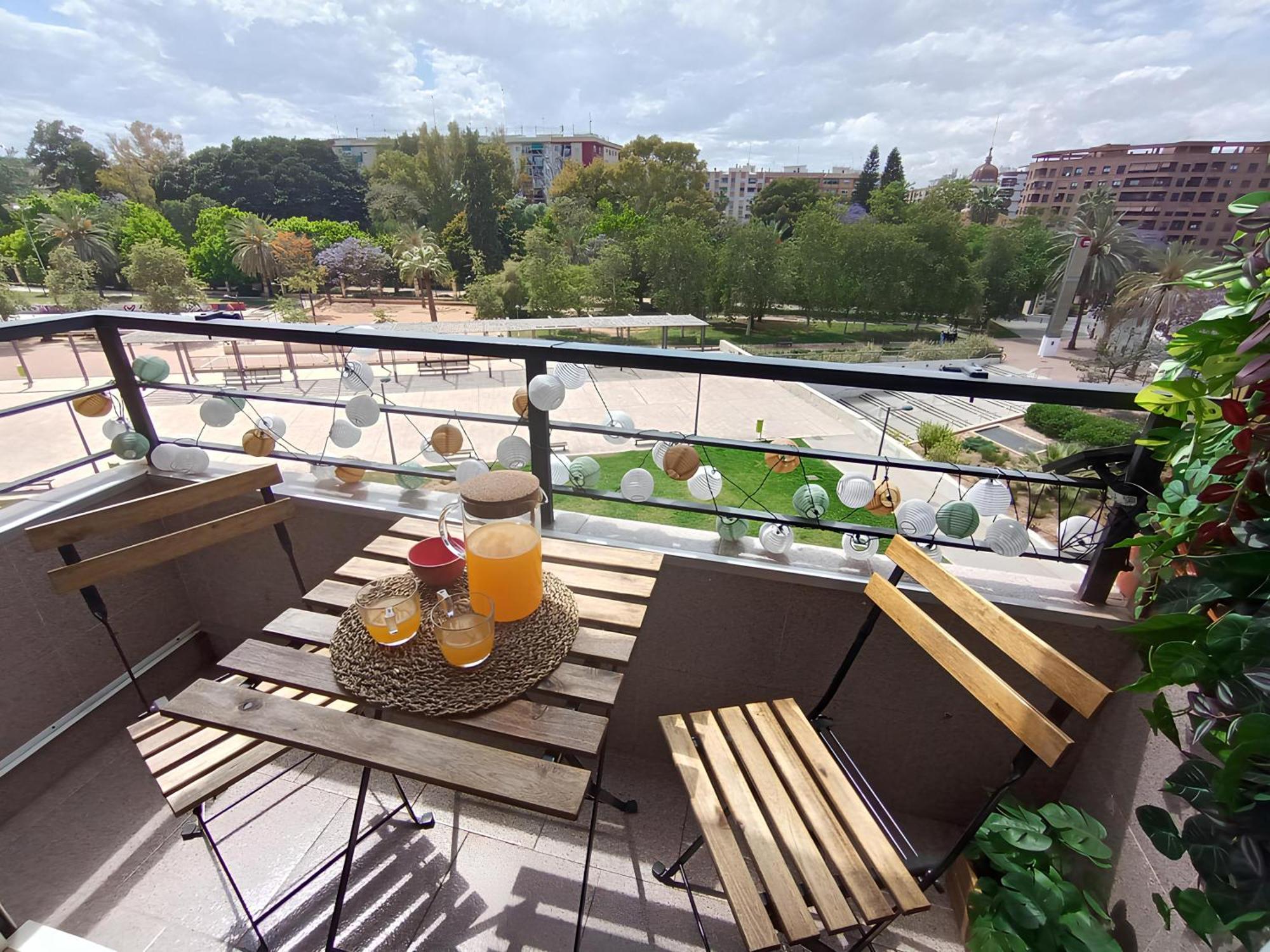Luxotica Gardens Valencia Apartment Exterior foto