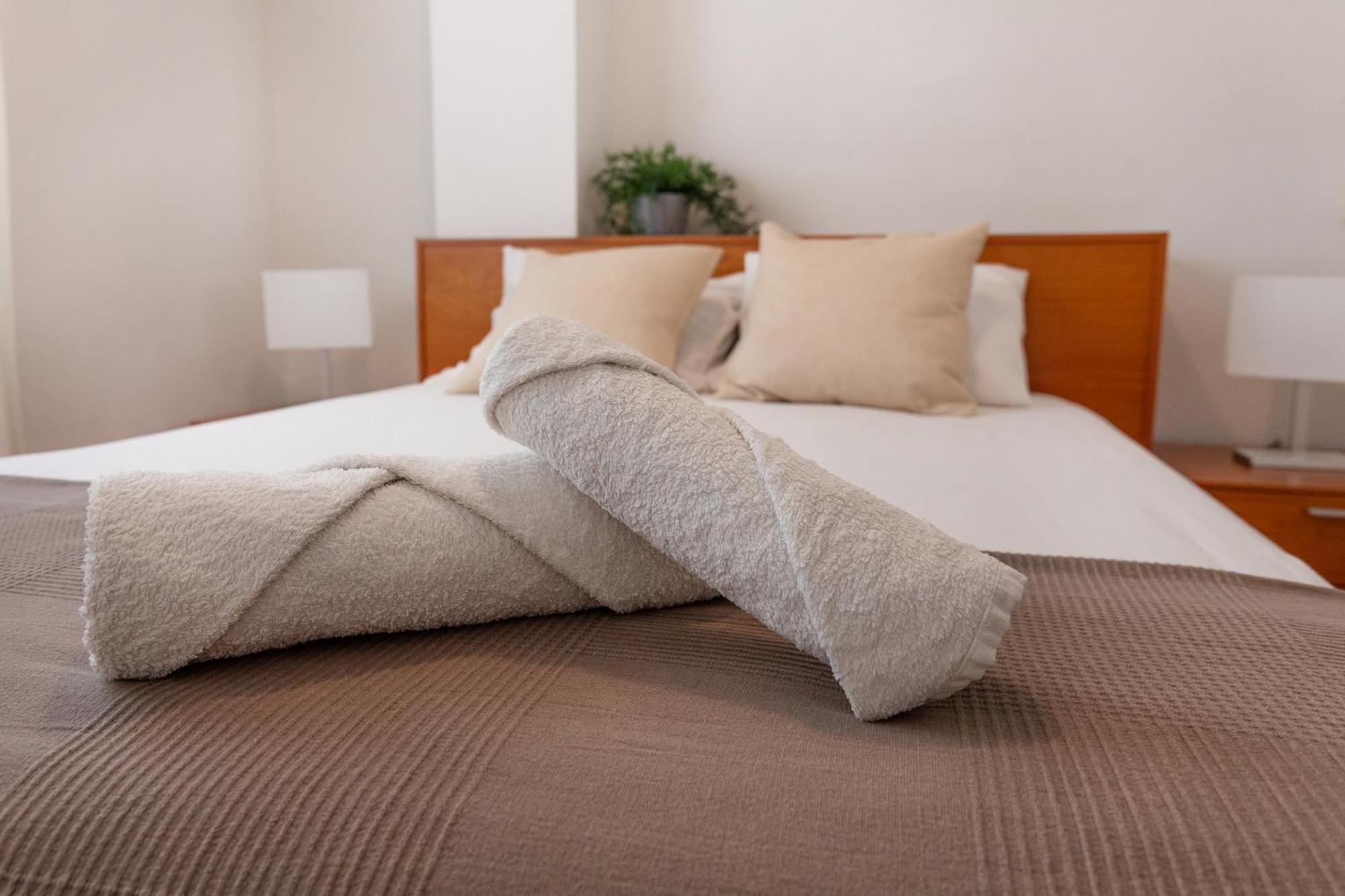 Luxotica Gardens Valencia Apartment Exterior foto